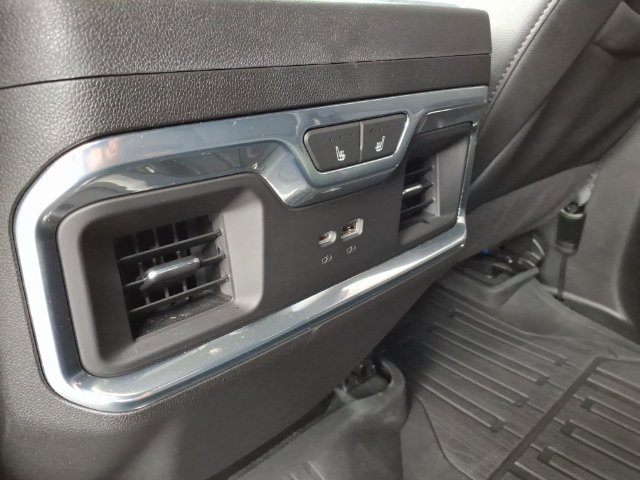 Used 2022 GMC Sierra 1500 SLT w/ SLT Premium Plus Package AWD/4WD image 28