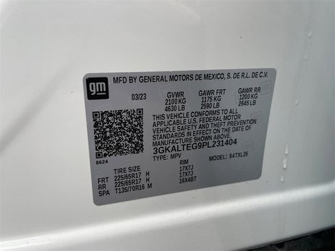 Used 2023 GMC Terrain SLE w/ Driver Convenience Package image 32