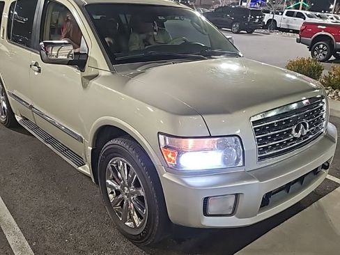 Used 2008 INFINITI QX56 4WD image 3