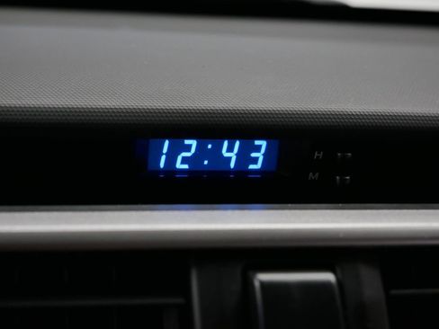 Used 2020 Toyota 4Runner SR5 Premium image 40