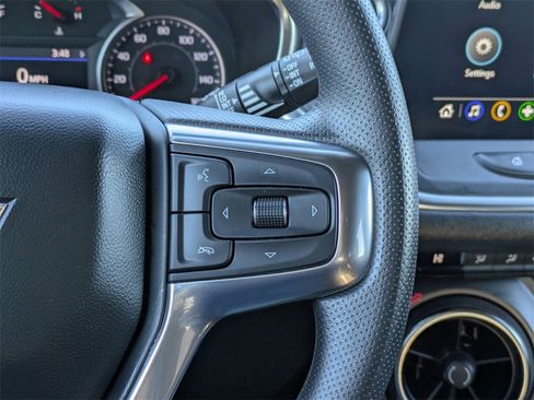 Used 2025 Chevrolet Blazer LT image 22