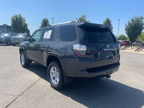 Used 2024 Toyota 4Runner SR5 AWD/4WD image 13