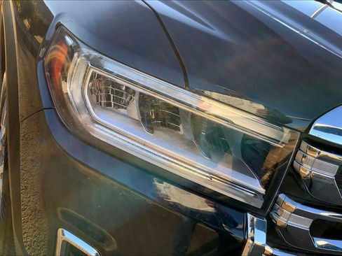 Certified 2021 GMC Acadia SLT image 27