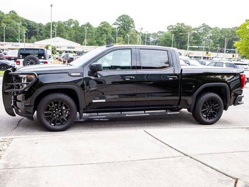 Used 2024 GMC Sierra 1500 Elevation AWD/4WD image 3