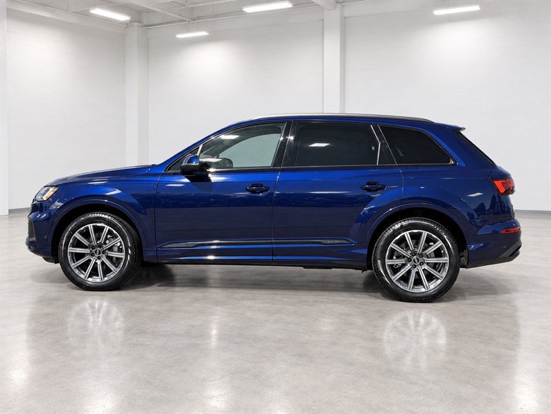 Used 2023 Audi Q7 2.0T Premium Plus w/ Premium Plus Package AWD/4WD image 2