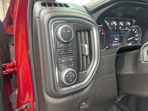 Used 2023 GMC Sierra 3500 SLT w/ SLT Convenience Package AWD/4WD image 12