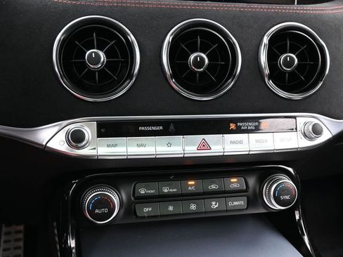 Used 2023 Kia Stinger GT2 AWD/4WD image 26