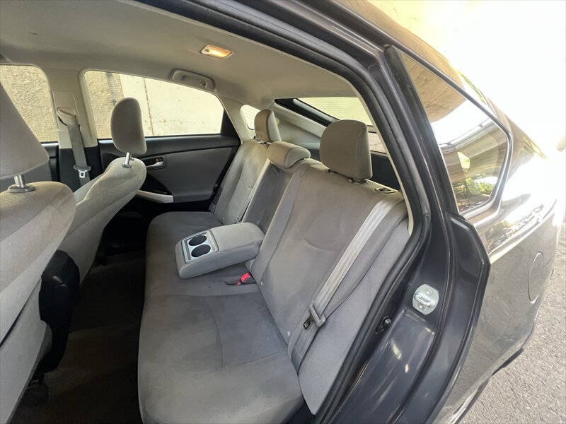 Used 2015 Toyota Prius Two FWD image 19