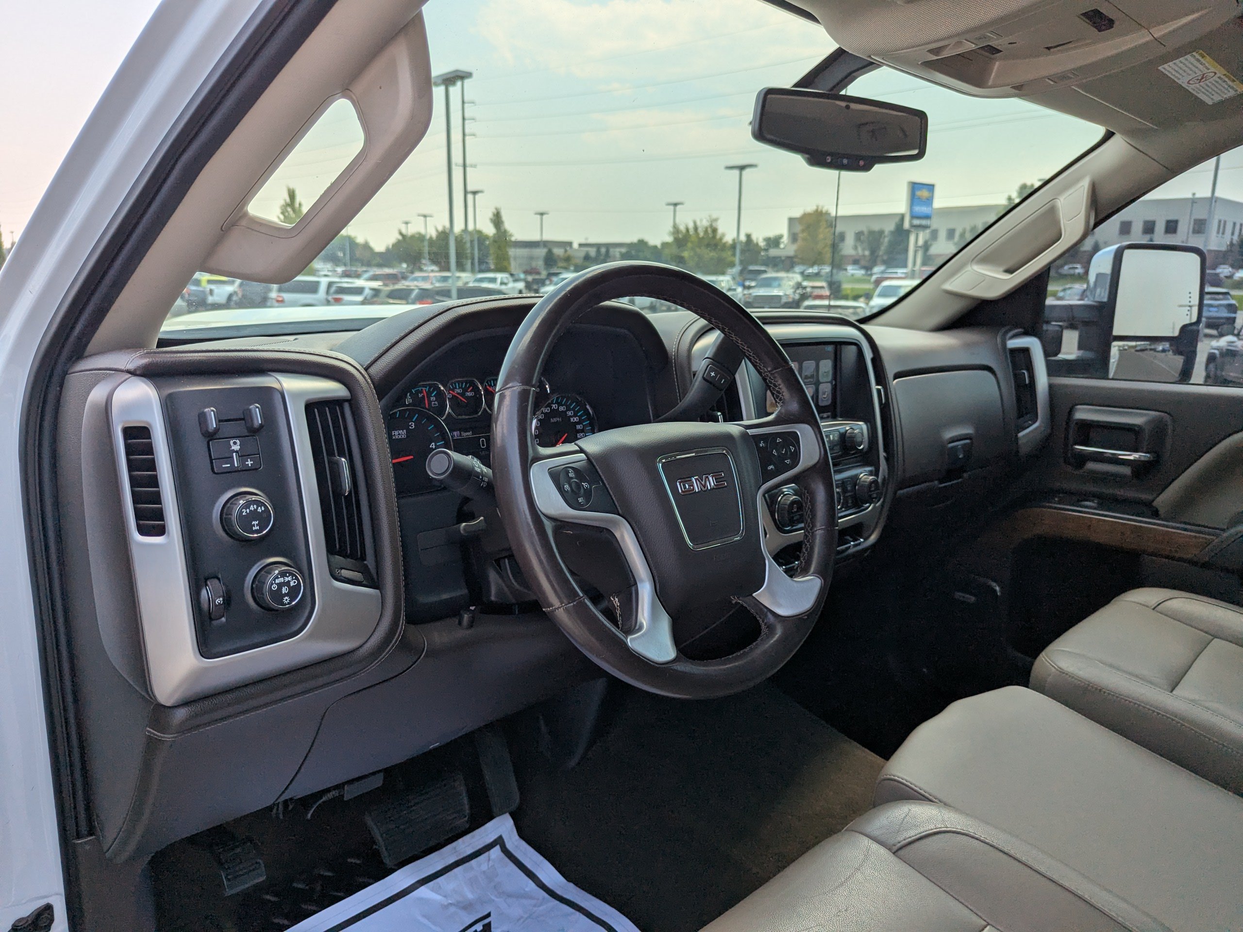 Used 2017 GMC Sierra 3500 SLT w/ Duramax Plus Package AWD/4WD image 13