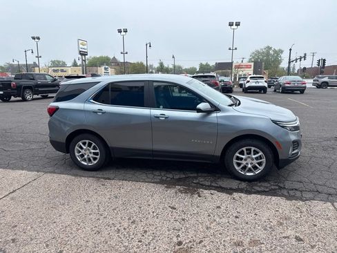 Used 2024 Chevrolet Equinox LT AWD/4WD image 6