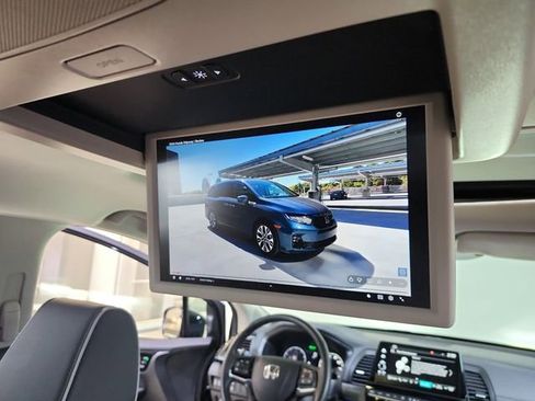 Used 2025 Honda Odyssey Elite image 10