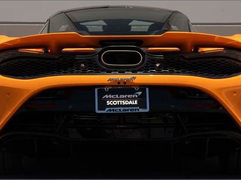 Used 2025 McLaren 750S image 5