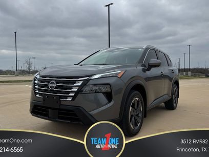 Used 2025 Nissan Rogue SV w/ SV Premium Package