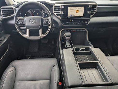 Used 2022 Toyota Tundra SR5 w/ Convenience Package RWD image 19