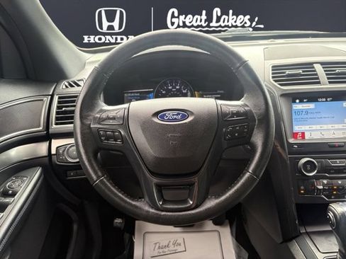 Used 2018 Ford Explorer XLT w/ Equipment Group 202A FWD image 12