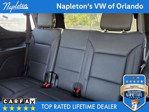 Used 2023 Chevrolet Tahoe LT image 32