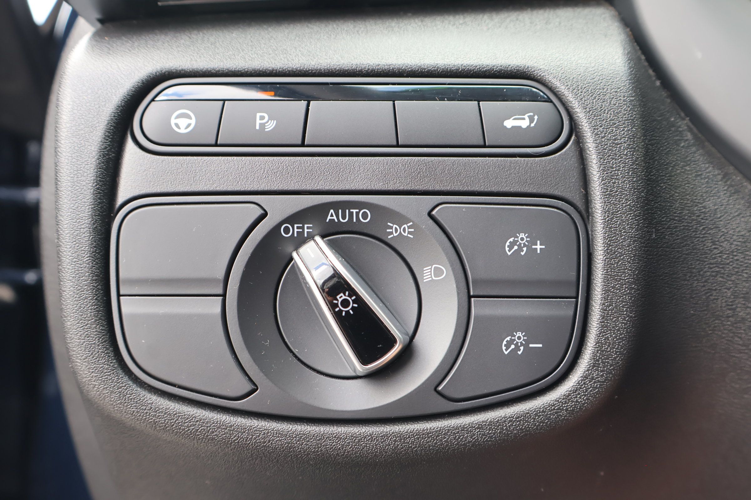 Certified 2024 INFINITI QX50 Luxe FWD image 24