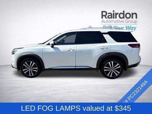 Used 2023 Nissan Pathfinder Platinum w/ Cargo Package AWD/4WD image 4