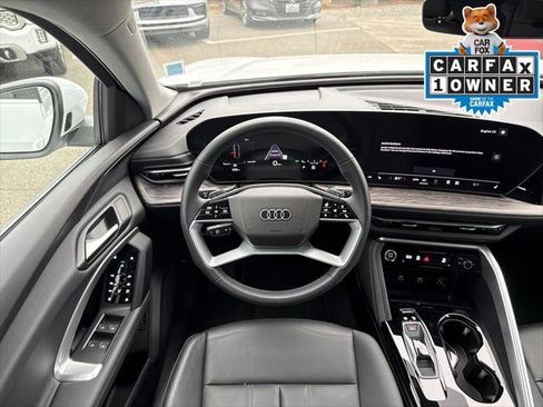Used 2025 Audi Q5 Premium w/ Convenience Package AWD/4WD image 16