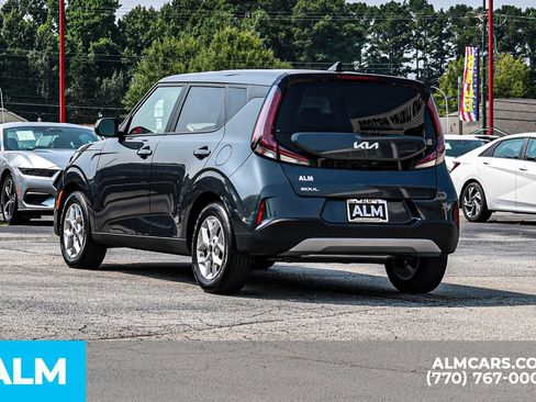 Used 2025 Kia Soul LX w/ LX Technology Package FWD image 7