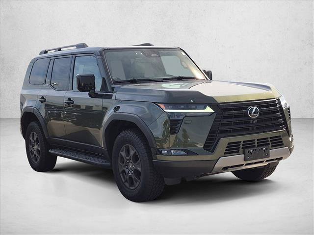 Used 2024 Lexus GX 550 AWD/4WD image 3
