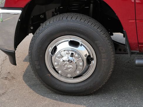 New 2026 RAM 3500 Tradesman AWD/4WD image 4