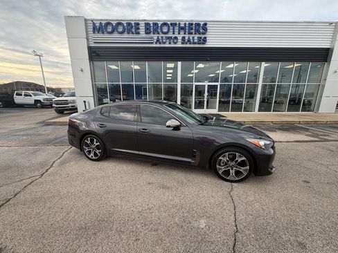 Used 2021 Kia Stinger GT-Line image 1