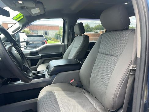 Used 2018 Ford F250 XLT w/ XLT Premium Package AWD/4WD image 17