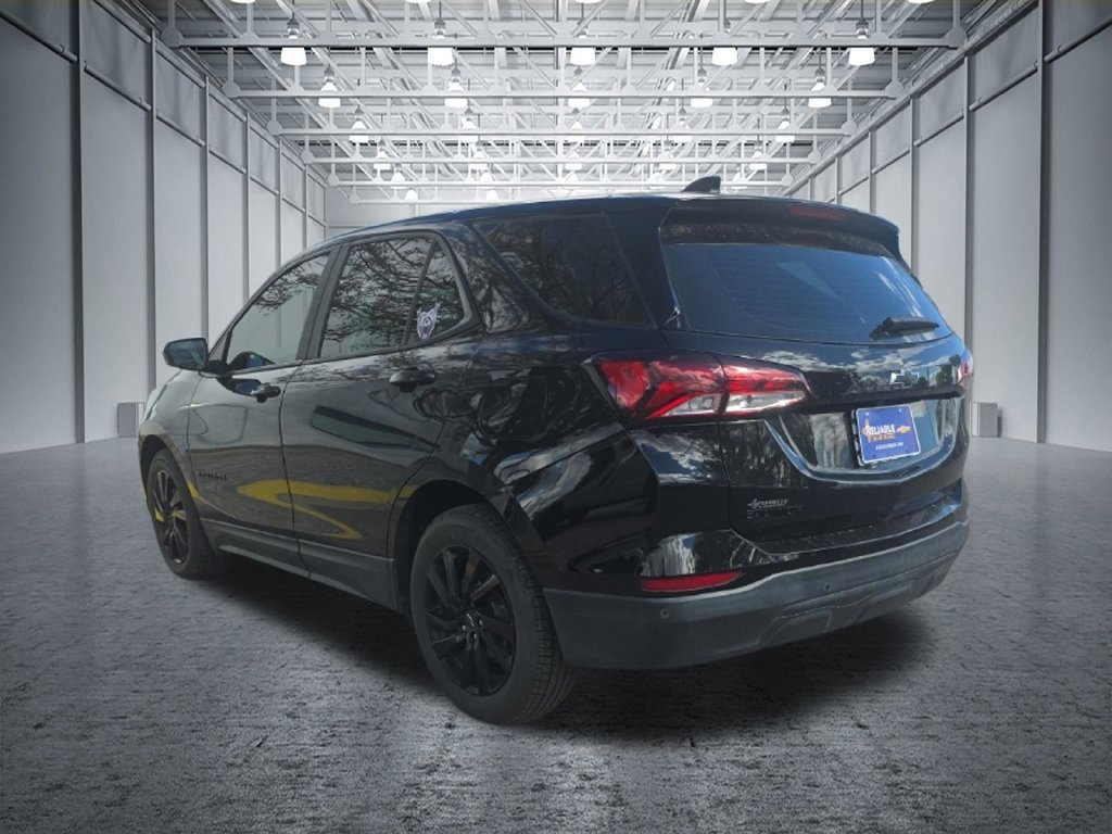 Used 2024 Chevrolet Equinox LS w/ Midnight Edition FWD image 4