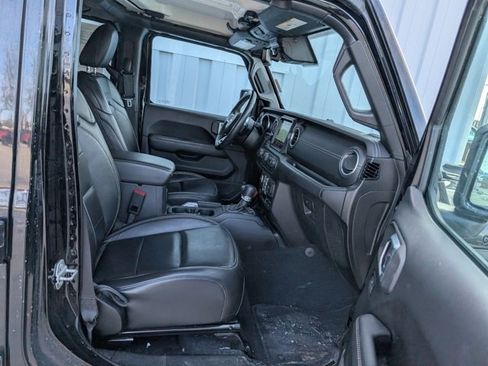 Used 2020 Jeep Gladiator Overland image 21