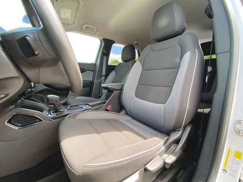 Used 2024 Chevrolet TrailBlazer LT w/ Driver Confidence Package AWD/4WD image 18