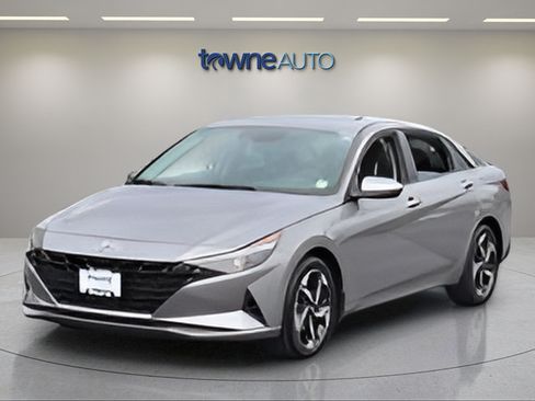 Used 2023 Hyundai Elantra SEL w/ Convenience Package FWD image 1