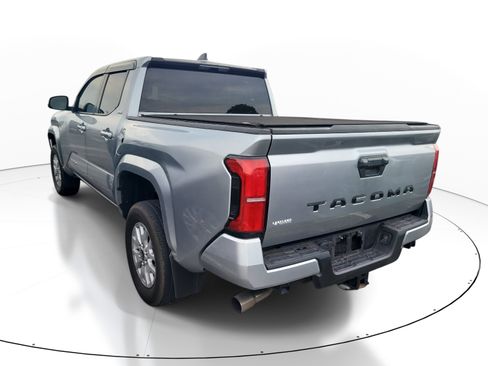 Used 2024 Toyota Tacoma SR5 RWD image 5