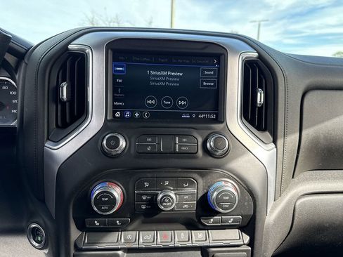 Used 2021 GMC Sierra 1500 Elevation image 18