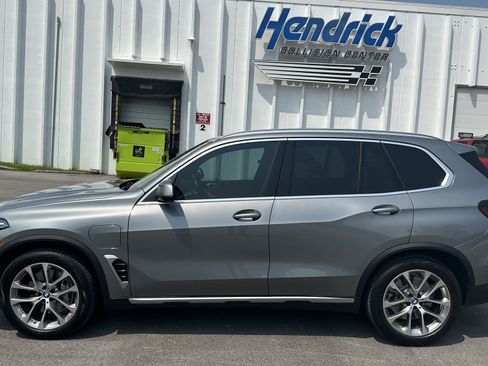 Used 2025 BMW X5 xDrive50e w/ Climate Comfort Package AWD/4WD image 7