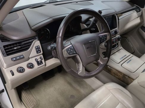 Used 2016 GMC Yukon Denali w/ Open Road Package image 10