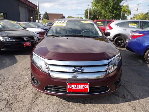 Used 2011 Ford Fusion SE FWD image 2