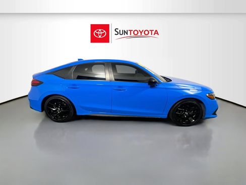 Used 2024 Honda Civic Sport image 2