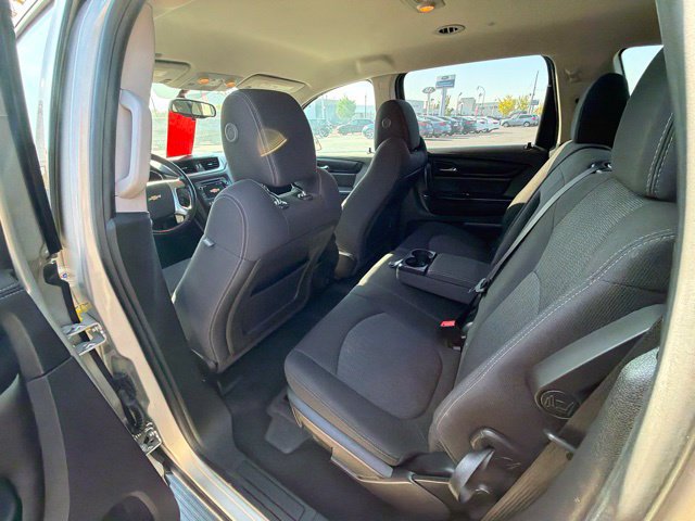 Used 2017 Chevrolet Traverse LT FWD image 18