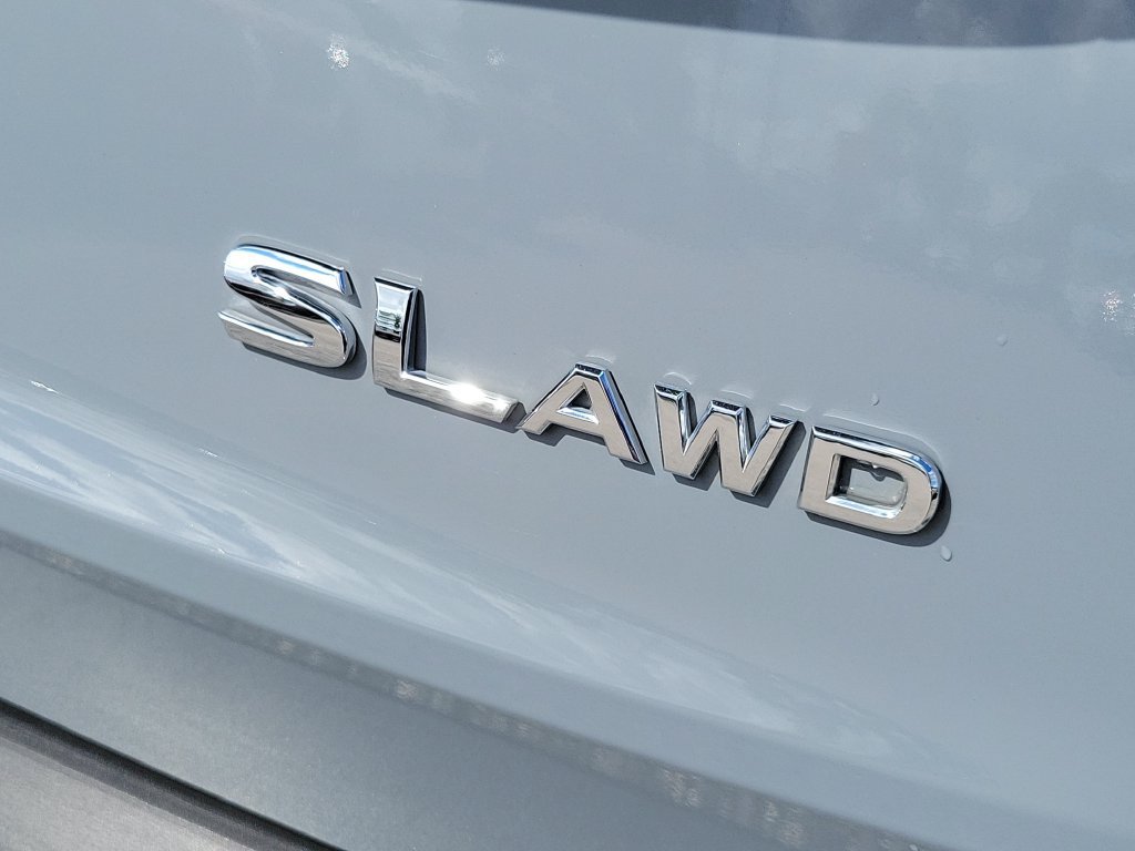 Certified 2023 Nissan Rogue SL w/ SL Premium Package AWD/4WD image 7