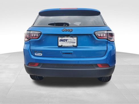 New 2026 Jeep Compass Latitude image 5