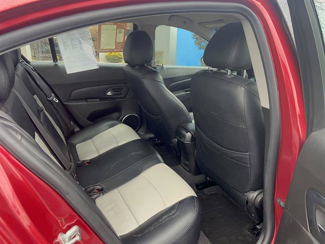 Used 2012 Chevrolet Cruze LT FWD image 10