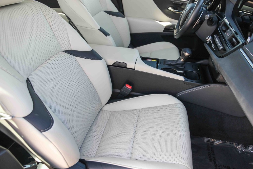 Certified 2025 Lexus ES 350 w/ Premium Package FWD image 18
