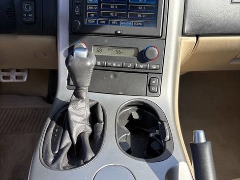 Used 2005 Chevrolet Corvette Coupe w/ Preferred Equipment Group RWD image 20