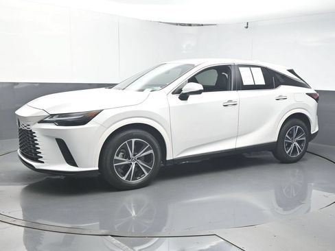 Used 2024 Lexus RX 350 FWD w/ Technology Package image 4