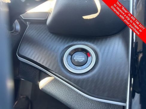 Used 2023 Jeep Grand Cherokee L Laredo image 28