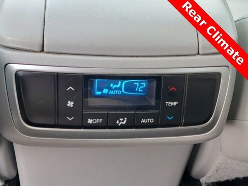 Used 2017 Toyota Highlander XLE image 26