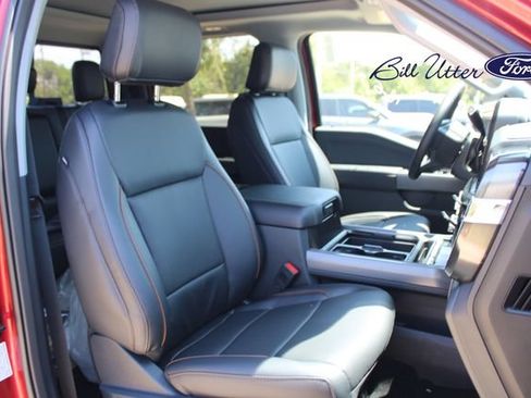 New 2026 Ford F250 Lariat w/ Black Appearance Package AWD/4WD image 7