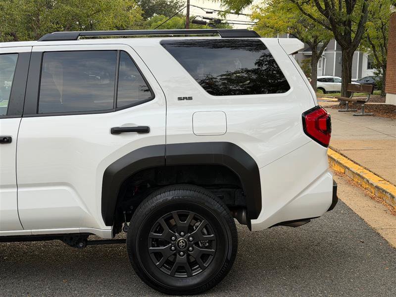 Used 2025 Toyota 4Runner SR5 AWD/4WD image 12
