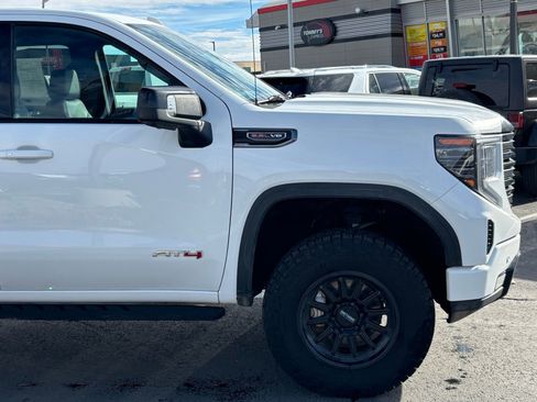 Used 2023 GMC Sierra 1500 AT4 w/ Technology Package image 4